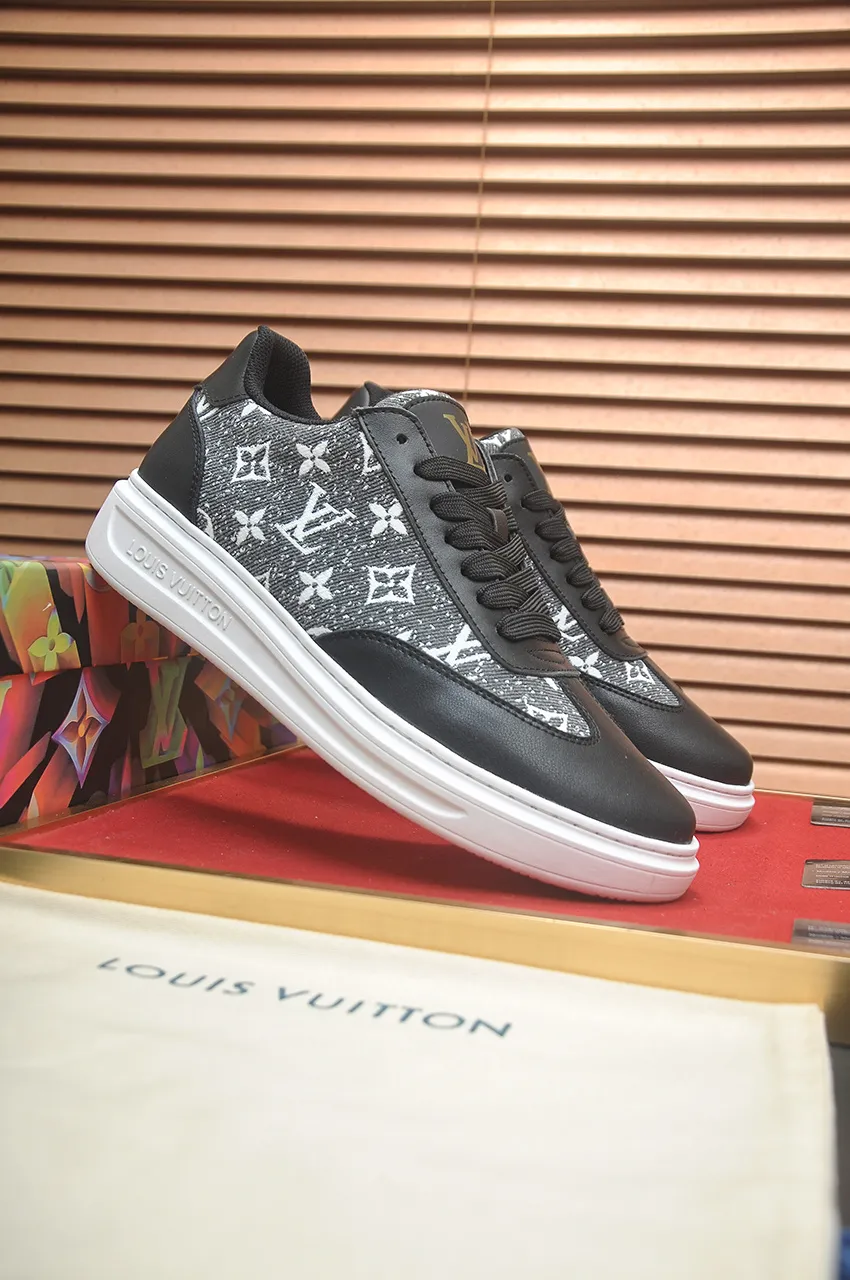 Men's shoes 💰540💶[LOUIS VUITTON] Original order price (water-dyed cowhide lining) new model 🍀LV Louis Vuitton * - top version of LV classic trendy shoes! Made of imported original cowhide, water-dyed cowhide lining, and original wear-resistant rubber outsole! High quality products! Code number 38-45 (45 is custom-made and cannot be returned or exchanged)